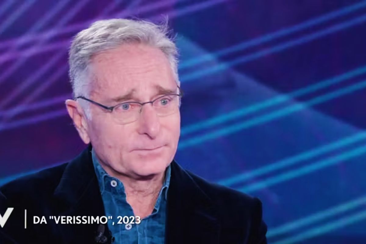 Paolo Bonolis, “pugnalato” dall’ex amico che tuona: “Ha la sindrome di Stoccolma”