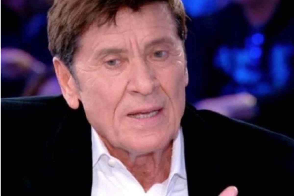 Scandalo per Gianni Morandi: quella volta che gli vietarono di cantare